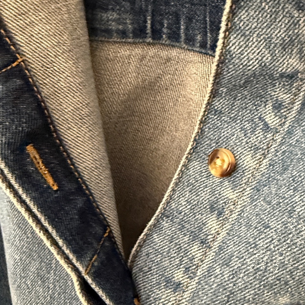 🔥GOOD AMERICAN Cropped Denim Shirt - Picture 7 of 9